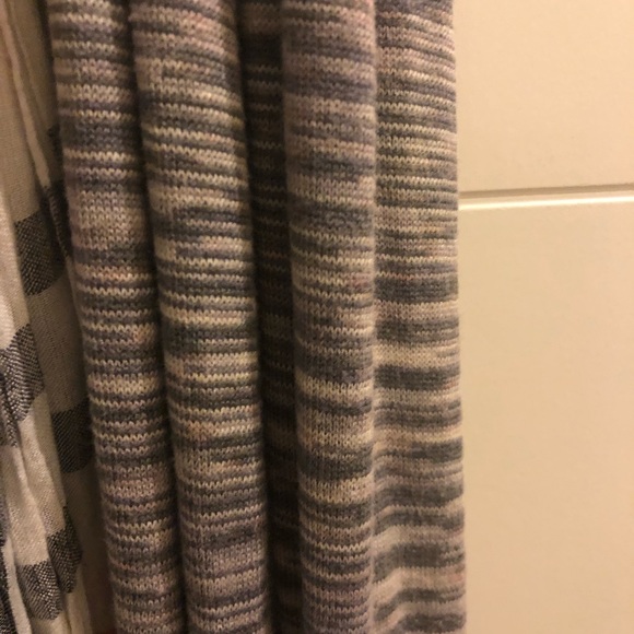 Scarves bundle - Picture 4 of 6